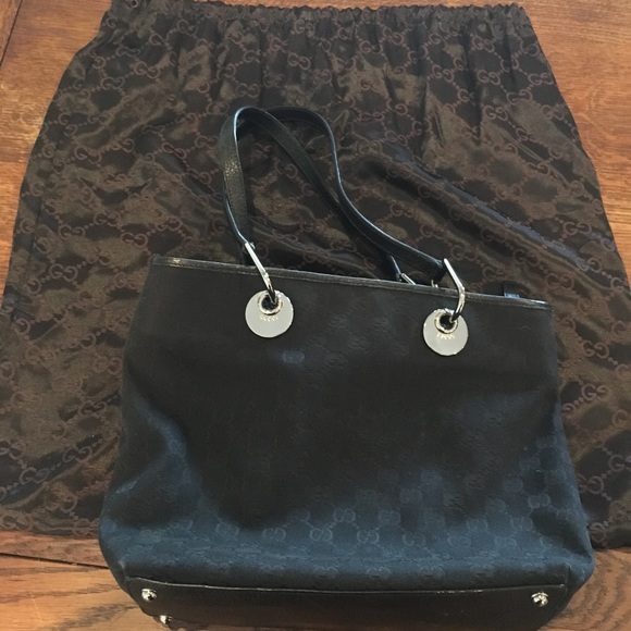 Gucci Handbags - Gucci handbag Gucci Handbags - Gucci handbag